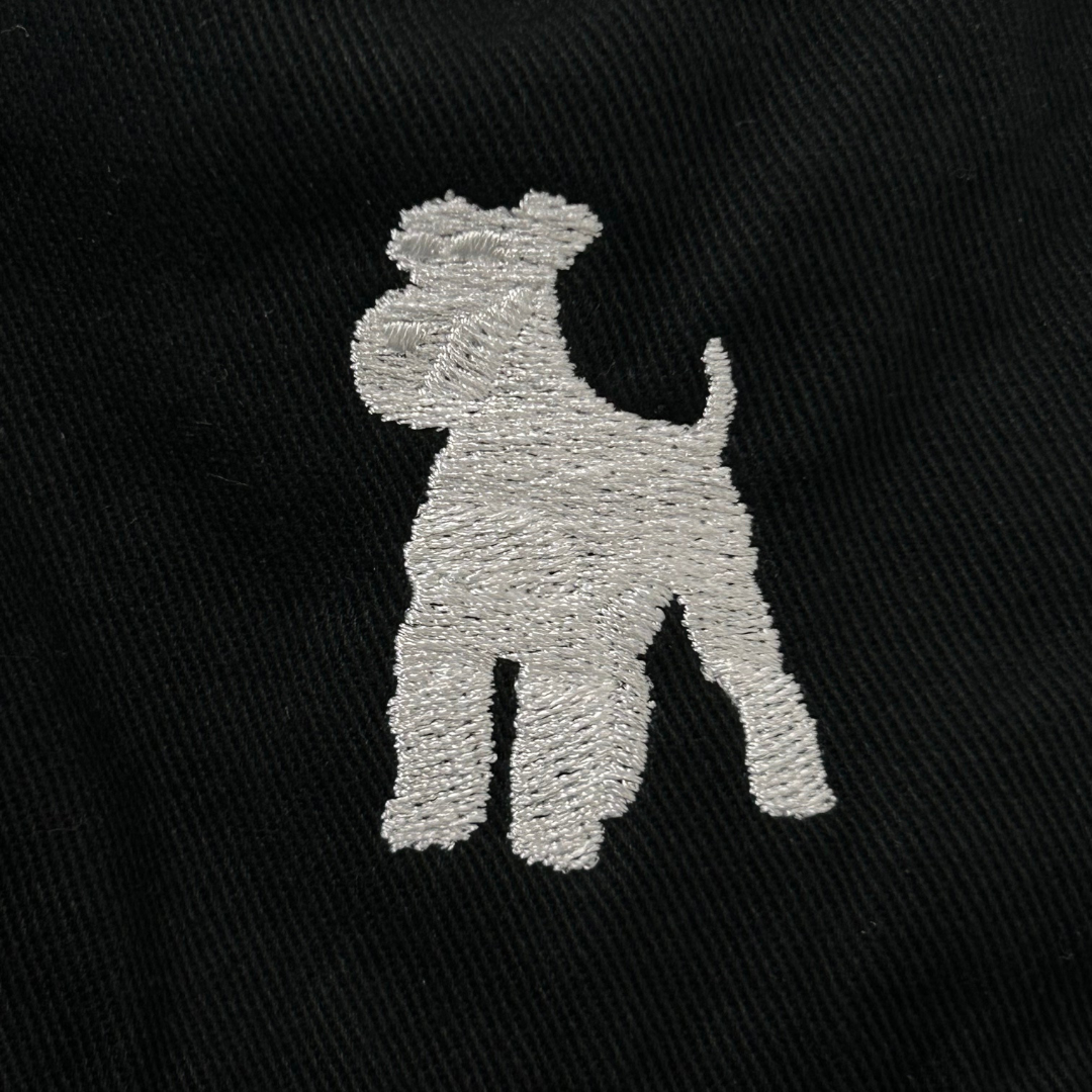 シュナウザーロゴ刺繍バケットハット(ホワイトロゴ)